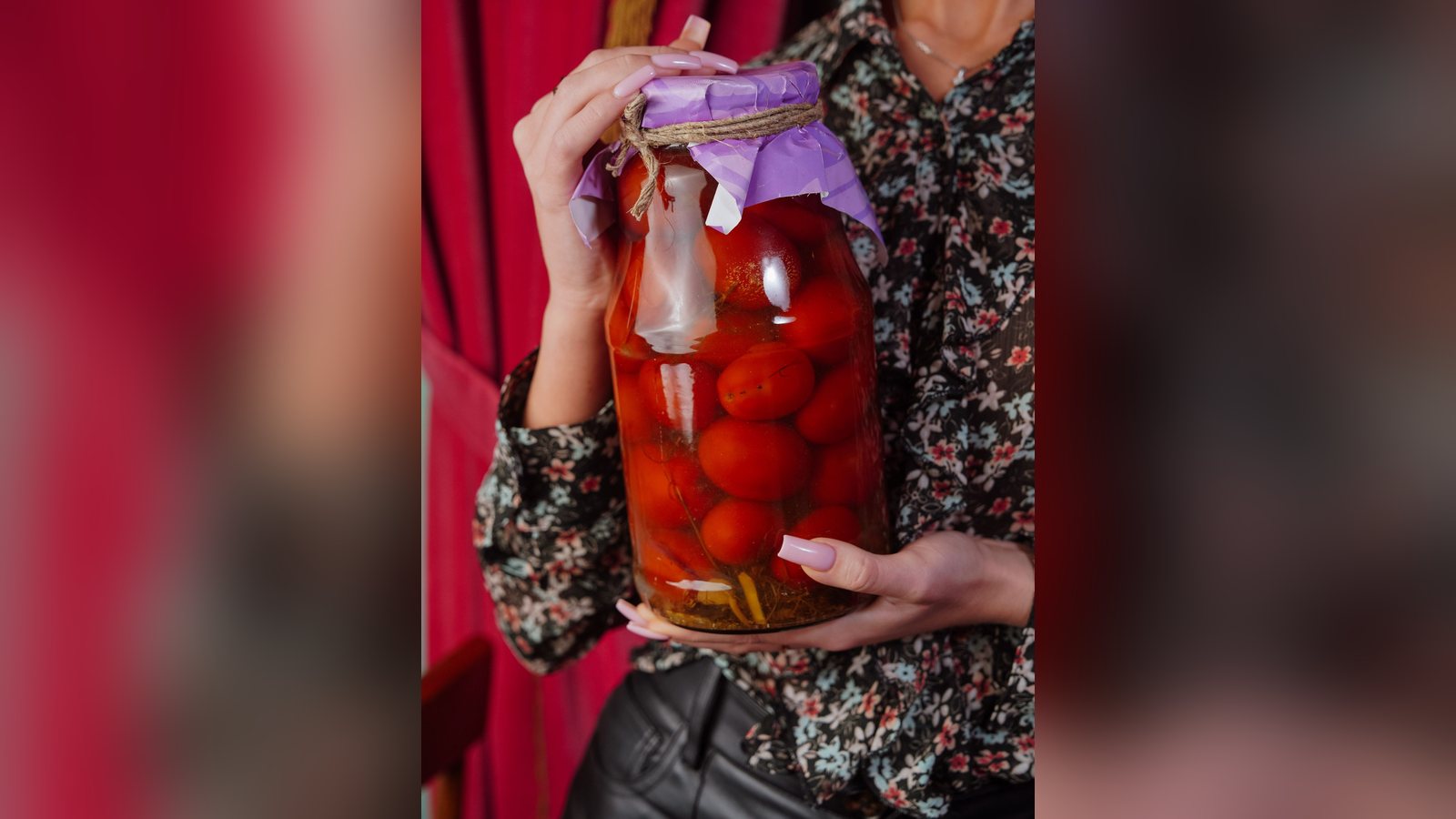 Маринованные помидоры на зиму: Семейный рецепт, который вас удивит